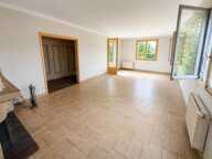 Maison de 5 pièces de 160 m² à Savigny-Lévescault — photo 4