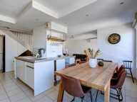 Oullins gare - Duplex 4 chambres - Terrasses - 2 stationnements - Calme — photo 2