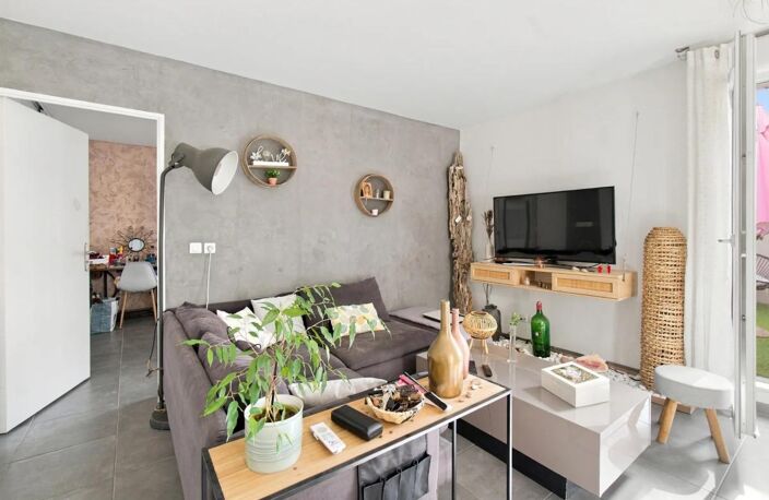 Appartement 4 pièces de 82 m² situé à Marseille — photo 3