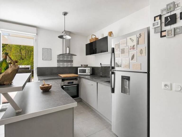 Appartement 4 pièces de 82 m² situé à Marseille — photo 1