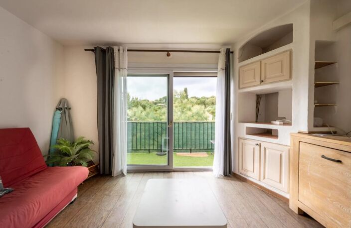 Cavalaire-sur-Mer - Appartement T2 42m2 avec balcon et parking — photo 2