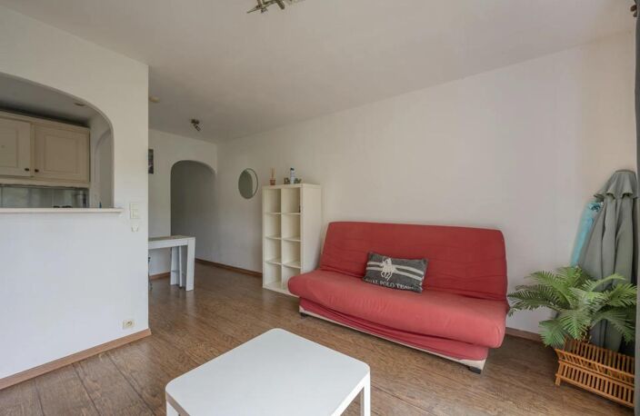 Cavalaire-sur-Mer - Appartement T2 42m2 avec balcon et parking — photo 3