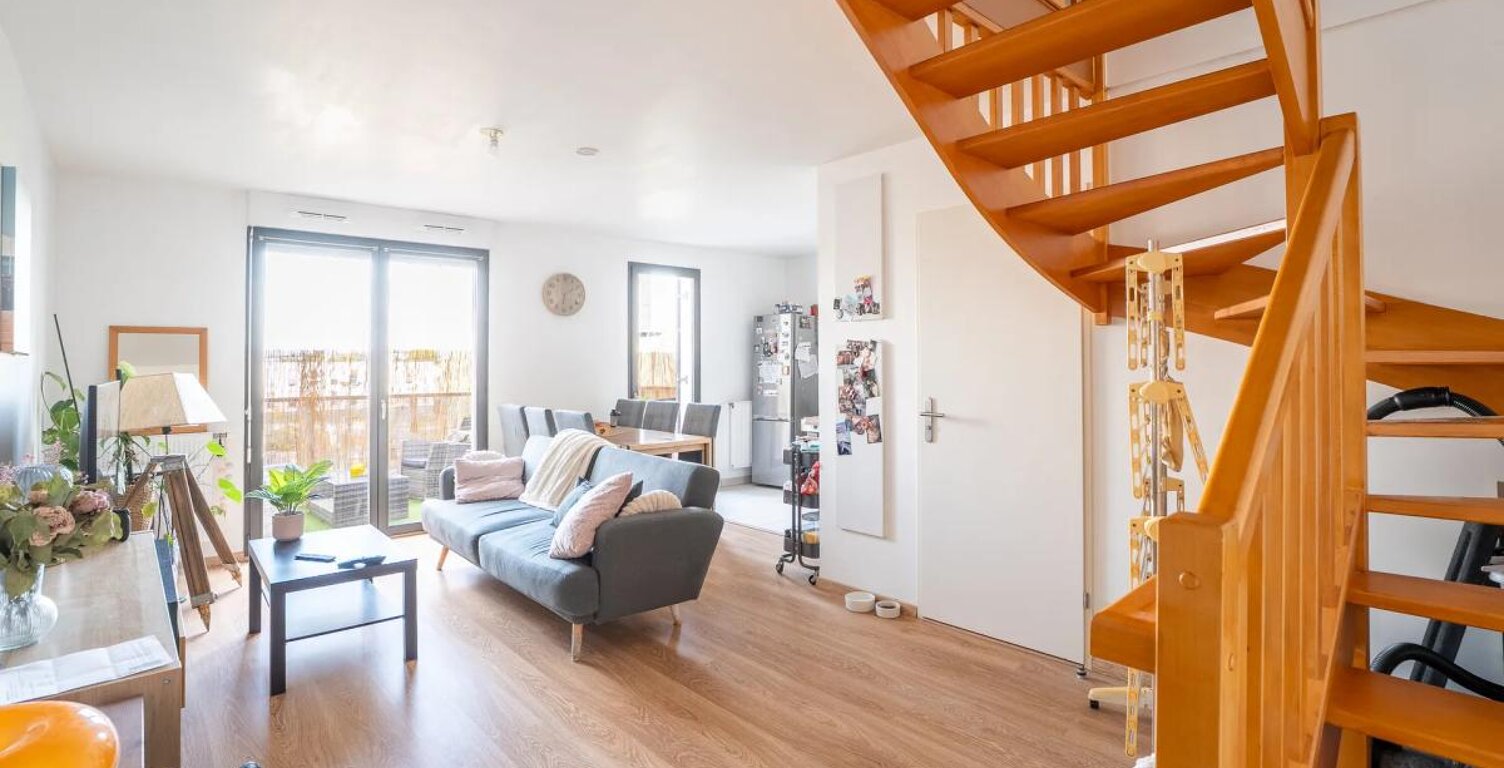 Appartement duplex 3 pièces de 68 m² à Bordeaux — photo 1