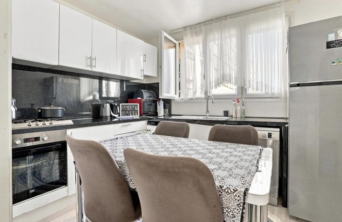 Appartement de 4 pièces de 79 m² à Mantes-la-Jolie — photo 4