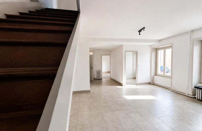 Maison de 8 pièces de 200 m² à Saint-Léger-des-Vignes — photo 5