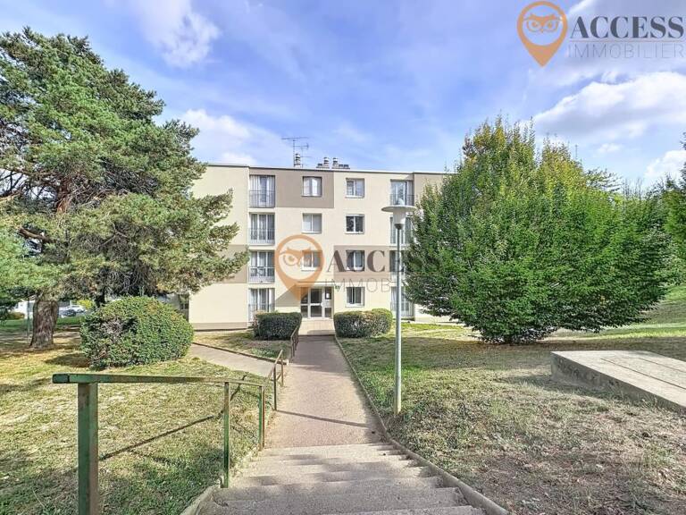 DOMONT - Appartement 3 pièces avec cave et parking ! — photo 1