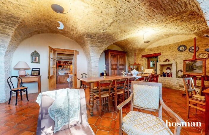 Maison en pierre 7 pièces de 301m² avec 12 ares - Montferrand-le-Château — photo 4