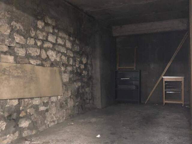 Parking boxable et facile d'accès, place pour une familiale - Rue de Dantzig, Paris 15ème — photo du bien