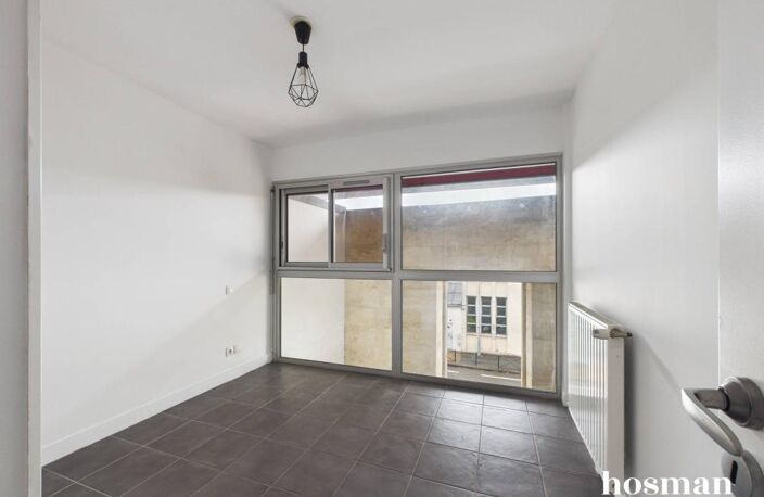 Appartement lumineux de 5 pièces 100m2 - Terrasse et parking - Cours Du Médoc, Bordeaux — photo 5