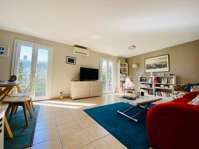 Baisse de prix, urgent : Villa en parfait état avec piscine, au calme et sans vis-à-vis — photo du bien