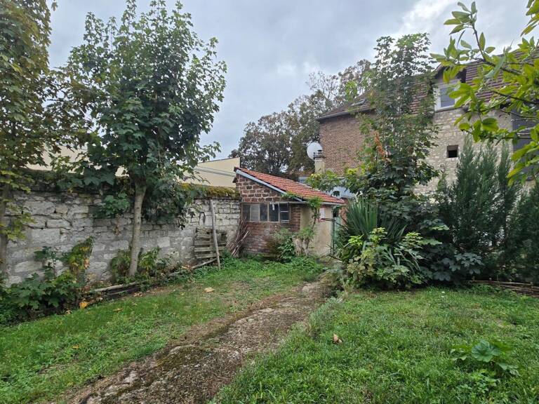 Maison de charme en pierre et brique de 71 m² avec grand jardin – Vernon (Direction Paris) — photo 1