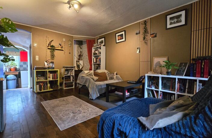 Maison de charme en pierre et brique de 71 m² avec grand jardin – Vernon (Direction Paris) — photo 2