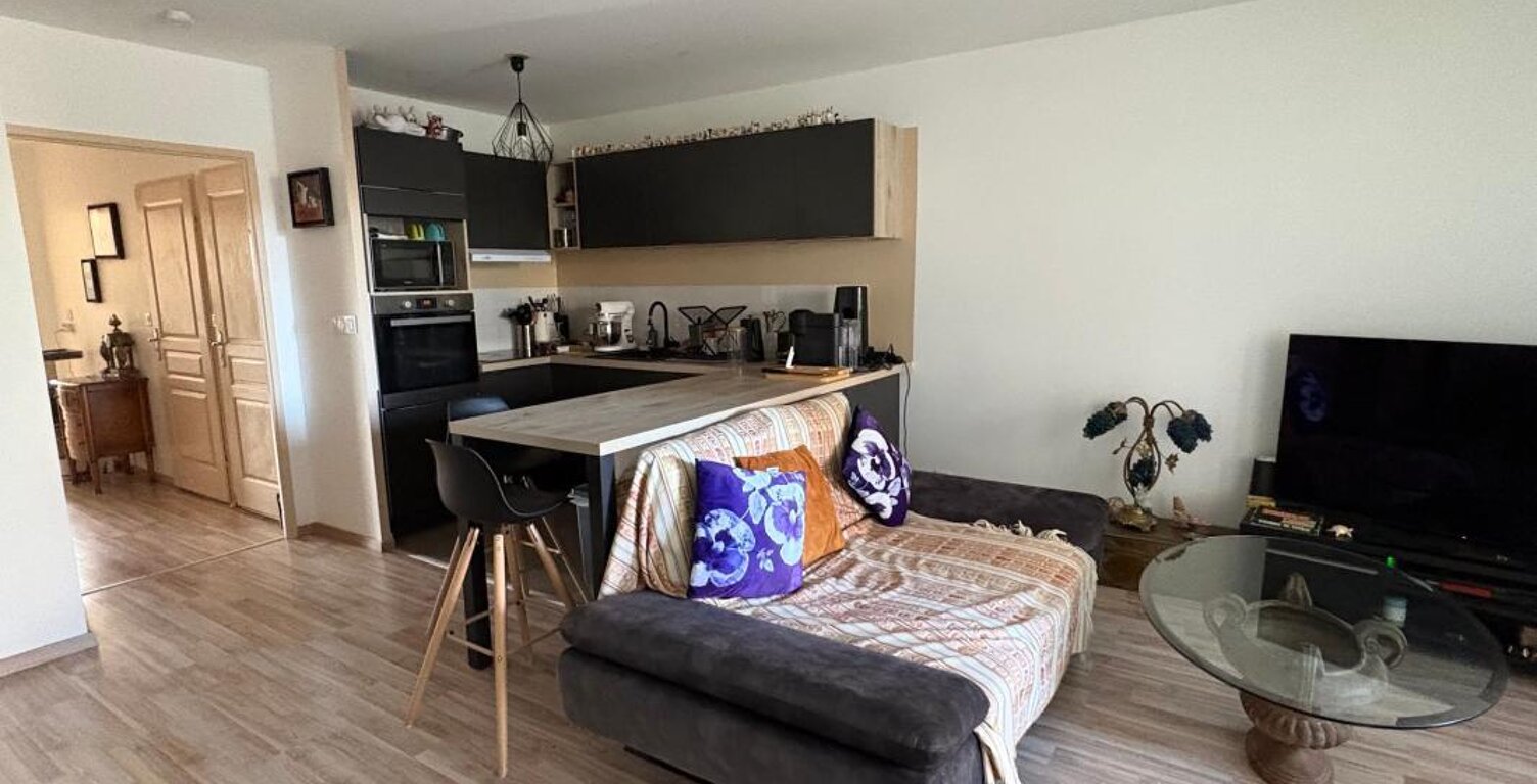 Appartement À Louer type 3 (71m²) — photo 1