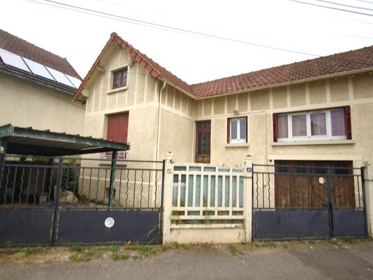 Maison À Vendre — photo 1