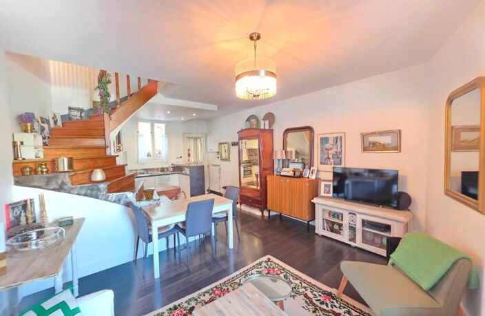 Appartement À Vendre — photo 2