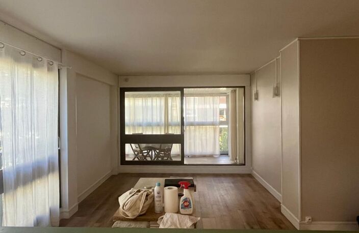 Appartement À Louer — photo 2