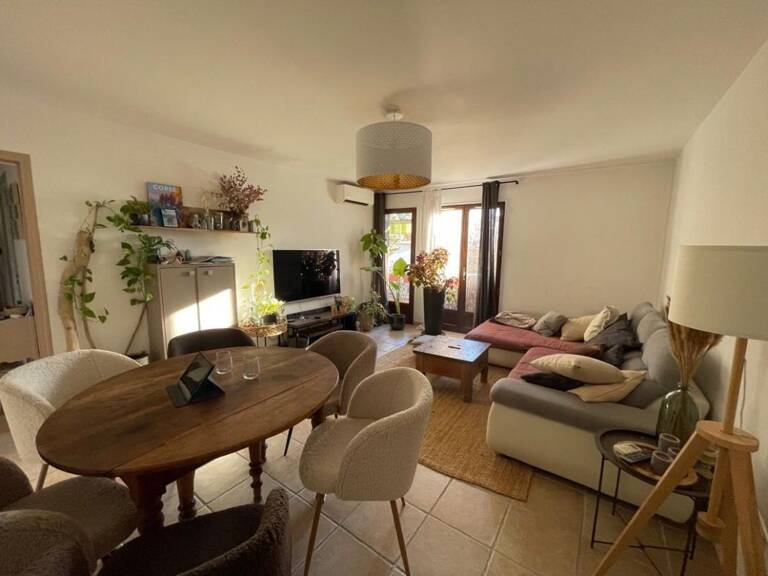 Appartement T3 84120 PERTUIS À Louer — photo 1