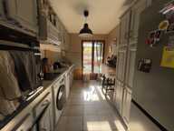 Appartement T3 84120 PERTUIS À Louer — photo 2