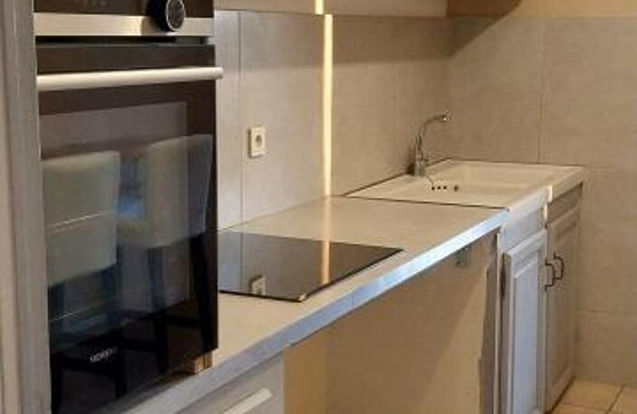 Appartement T3 84120 PERTUIS À Louer — photo 5