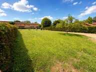 À vendre – Terrain de 614 m² non viabilisé en plein cœur de Saint-Jean-de-Thurigneux – — photo 2