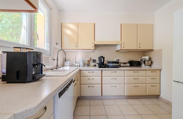 Maison Familiale 5 chambres sur une parcelle de 1060 m2 — photo 4