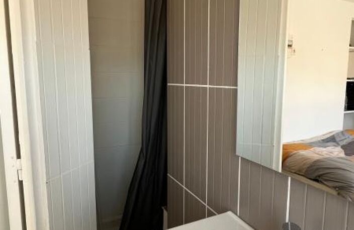LOGEMENT UNE PIÈCE DE 9,85 M² PROCHE DU CENTRE DE TOULON — photo 4