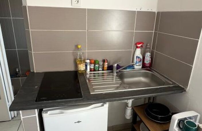 LOGEMENT UNE PIÈCE DE 9,85 M² PROCHE DU CENTRE DE TOULON — photo 5