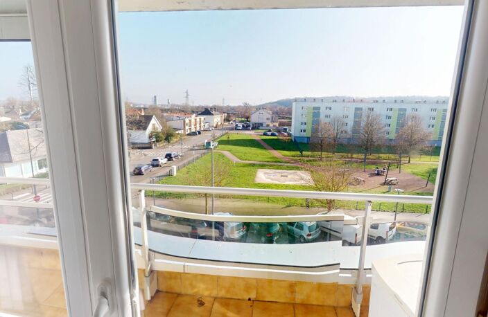 Grand F5 Lumineux – Dernier Étage & Calme Absolu — photo 2