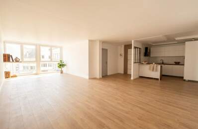 Appartement À Vendre — photo du bien