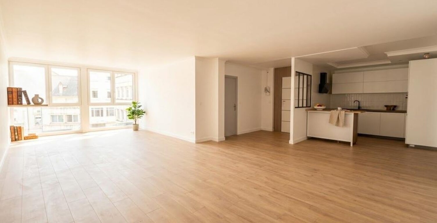 Appartement À Vendre — photo 1
