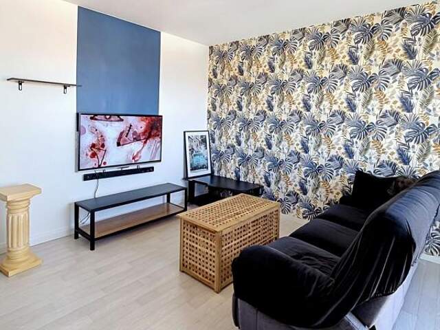 Appartement À Vendre — photo du bien