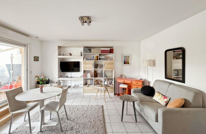 HYÈRES – T2 de 51 m² avec terrasse, garage et cave – VIAGER OCCUPÉ — photo 2