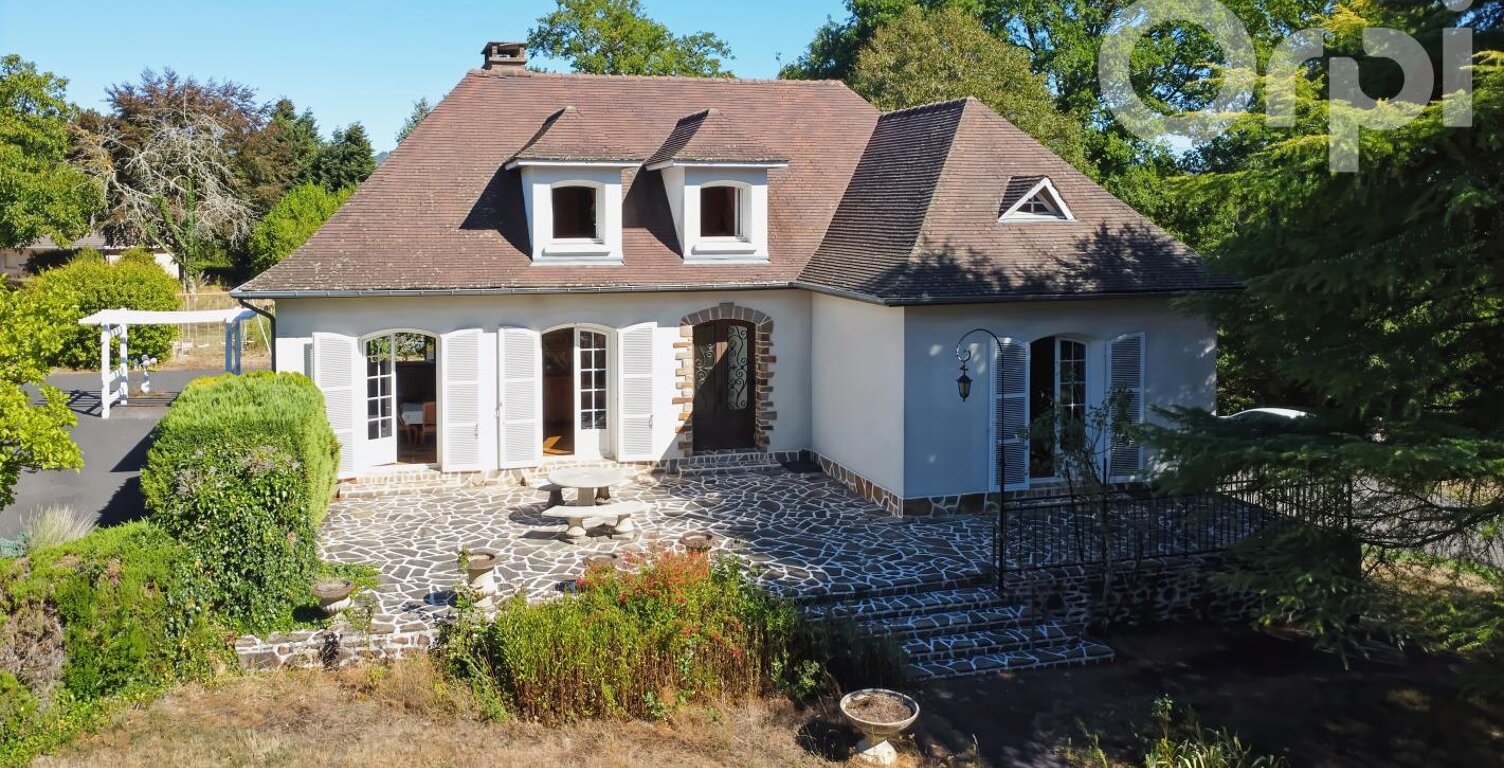   MAISON DE CARACTÈRE SEMI-ENTERRÉE – 158 M² – 4 CHAMBRES – 7 100 M² DE TERRAIN – AMBAZAC — photo 1