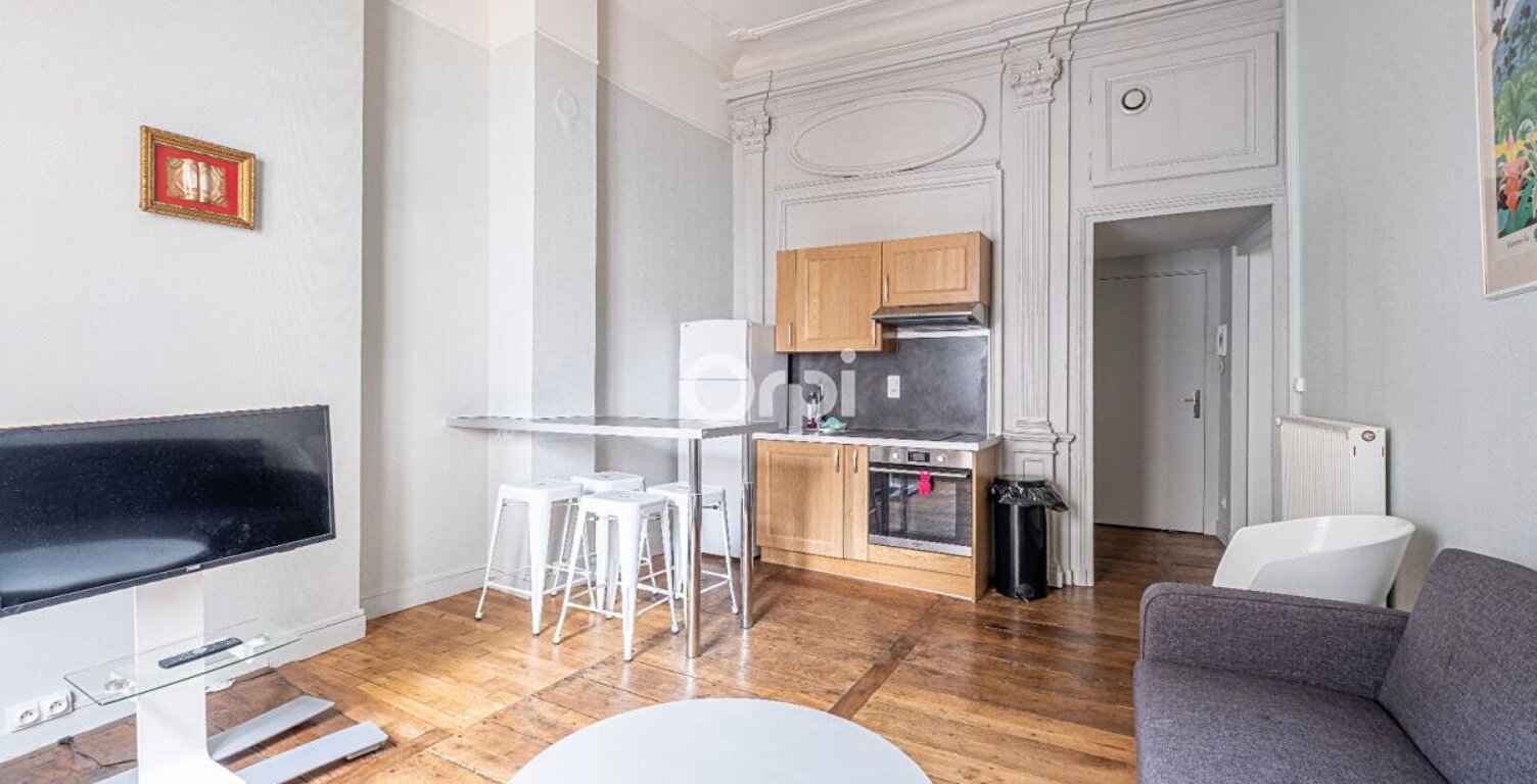 ✨ EXCLUSIVITÉ ! COUP DE CŒUR POUR CE T2 MEUBLE ✨ — photo 1
