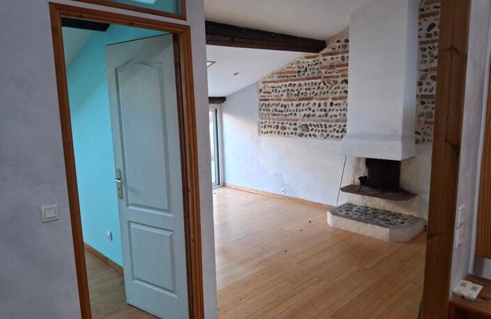 TOULOUSE / PLACE DUPUY / APPARTEMENT T2 31 M² AVEC TERRASSE 6 m² VUE JARDIN / ASCENSEUR — photo 5
