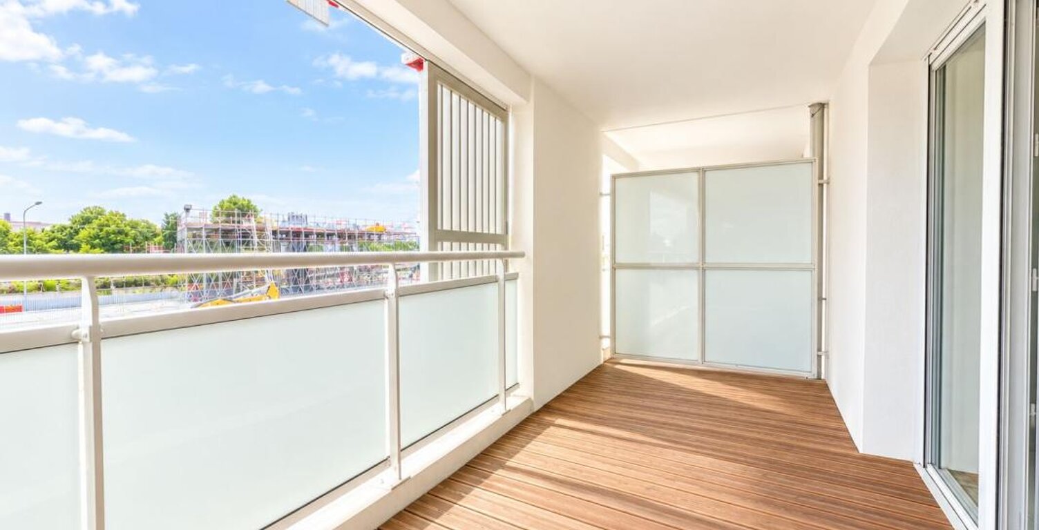Blagnac / Appartement T2 avec terrasse et parking — photo 1