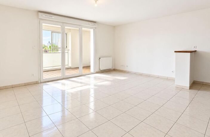 Blagnac / Appartement T2 avec terrasse et parking — photo 3