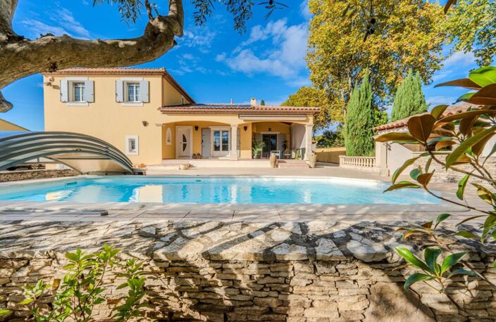 Villa de charme avec piscine et 5 chambres à Clarensac — photo 4