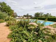 LIEUX UNIQUES ® x PROPRIÉTÉS PRIVÉES ® PROPRIÉTÉ DE 169 M² SUR 3.762 M² - DHUIZON - PISCINE-PIÈCE D'EAU — photo 3