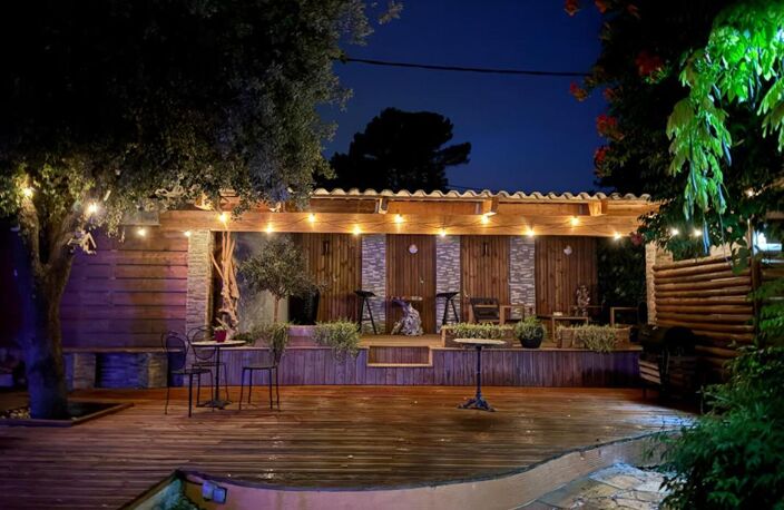 Villa 145 m² plain-pied, piscine  au sel, chauffée & pool house, 1 300 m² de terrain — photo 3