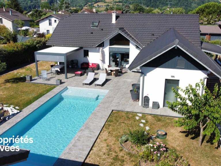 Propriété -7 pièces avec studio, piscine et local professionnel — photo 1