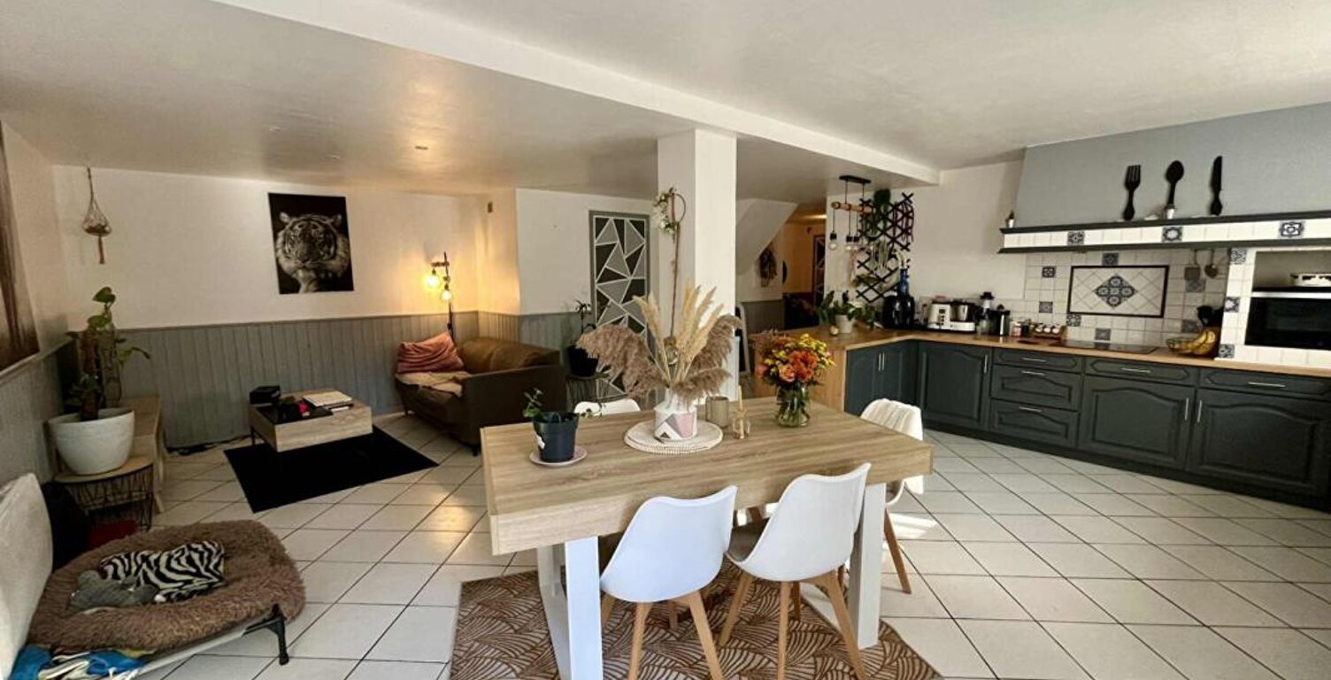 Maison Château L'Evêque 130 m2 avec garage et jardin — photo 1