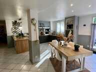 Maison Château L'Evêque 130 m2 avec garage et jardin — photo 2