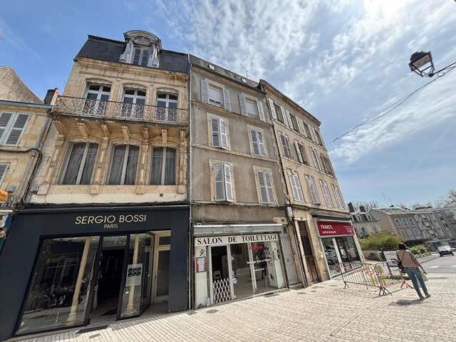 IMMEUBLE AVEC LOCAL COMMERCIAL - 3 PLATEAUX - NEVERS CENTRE-VILLE — photo du bien