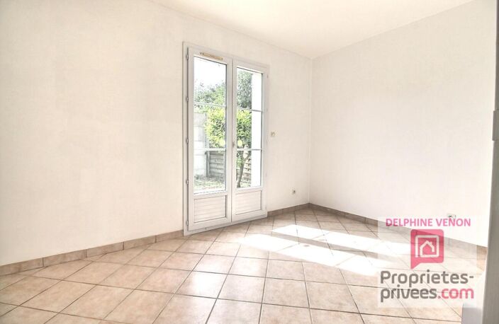 Exclusivité - Maison à 2 pas des écoles et des commerces dans une résidence sécurisée à Châteauneuf sur Loire — photo 2