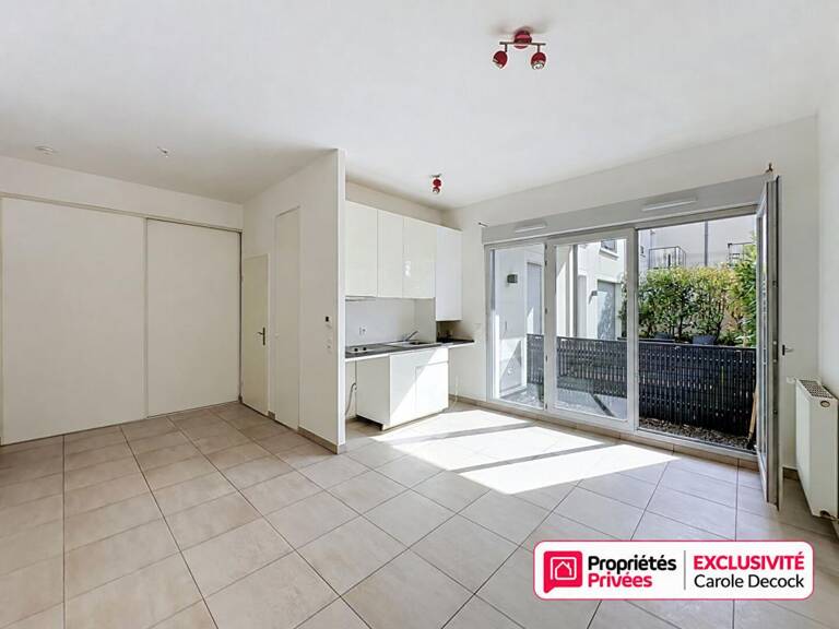 STUDIO DE 28 M² EN REZ-DE-JARDIN AVEC PARKING — photo 1