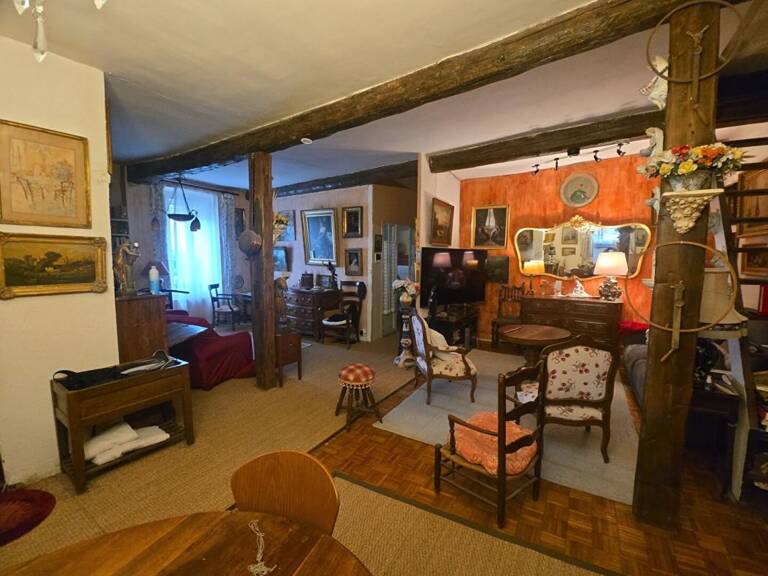 LEZIGNAN , MAISON DE VILLE PLUS 3 LOCAUX LOUES — photo 1