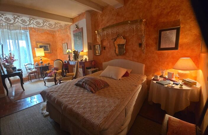 LEZIGNAN , MAISON DE VILLE PLUS 3 LOCAUX LOUES — photo 3