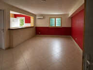 Appartement 85 m² habitables à rénover - Quartier d'Anthéor  - Cave de 60 m² de plain-pied — photo 3