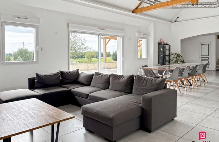 Maison Artheze 9 pièce(s) 249 m2 — photo 3